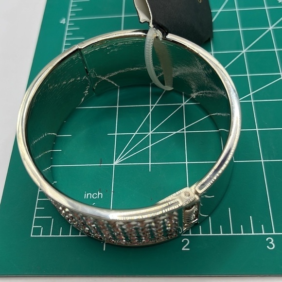 Sparkling Rhinestones Clamper Bracelet Silver-tone with Hinged Back Closure - Picture 7 of 8